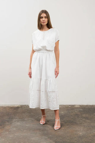Balloon Hem Eyelet Detail Short Sleeve Crop Top