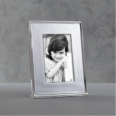 Beatriz Ball Jason 4x6 Frame